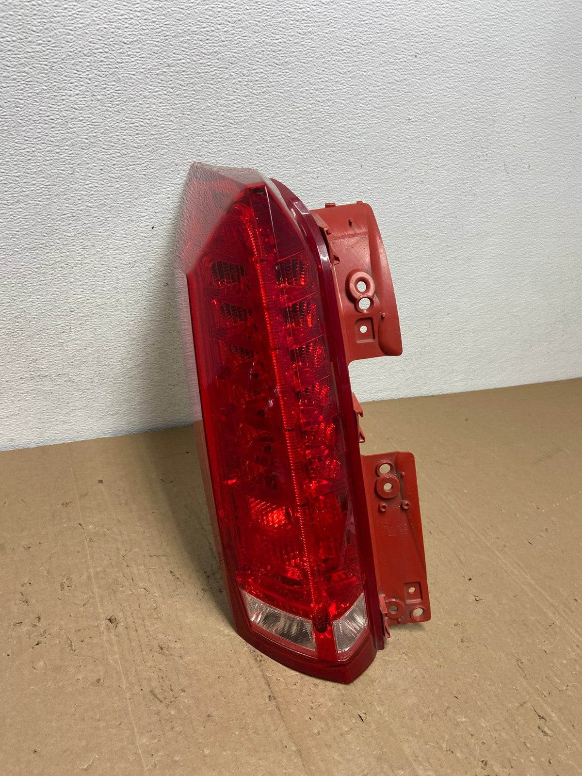 2010 to 2016 Cadillac Srx Left Driver Lh Side Tail Light AC5881 LK2