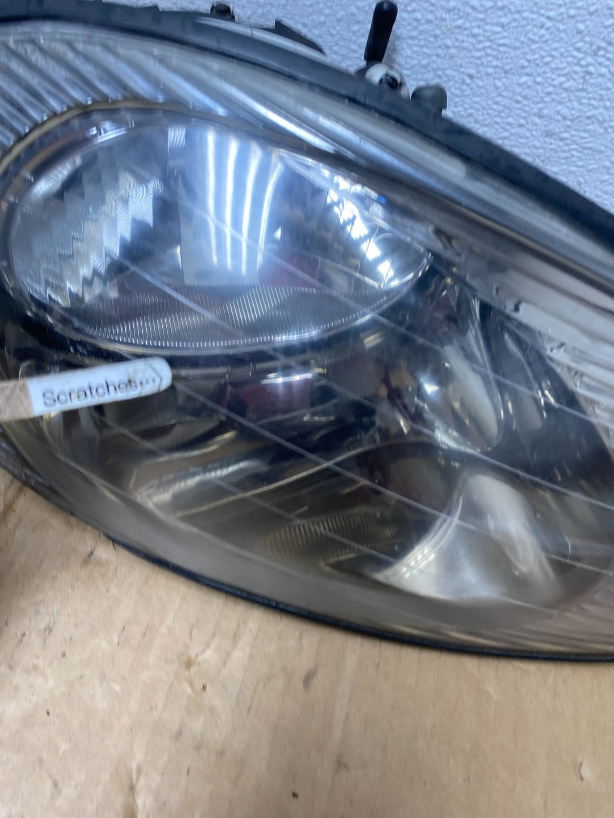 1996 to 1999 Mercury Sable Left+Right Side Set Halogen Headlights AC8121 DG4