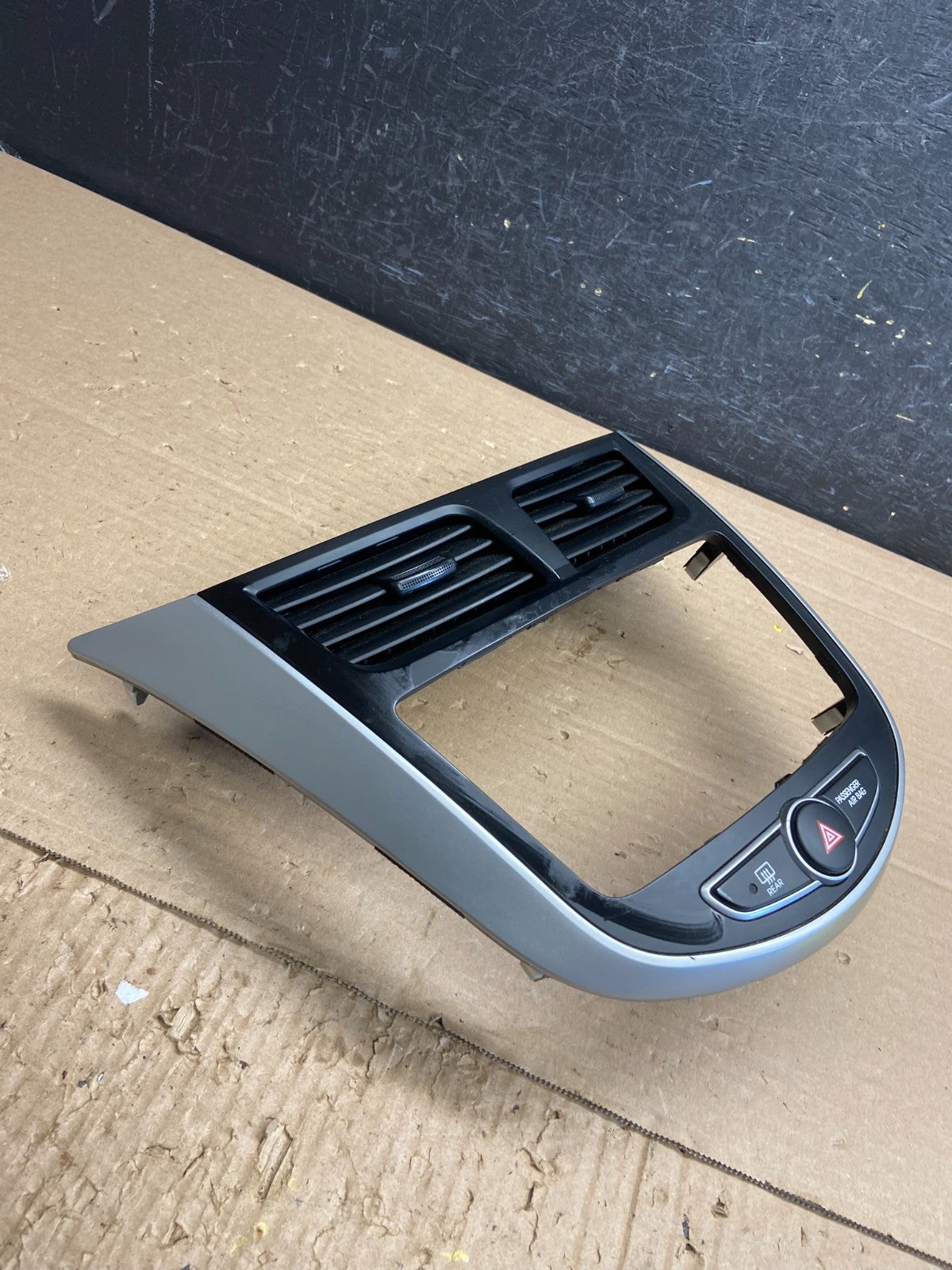 2012 to 2017 Hyundai Accent Center Radio Bezel Air Vent Panel AG0304 DG2