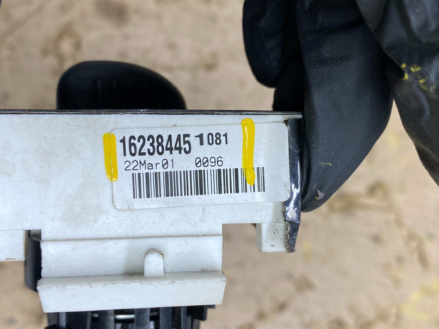 2001 - 2007 GMC Chevrolet Express 1500 Climate Control A/C u5498 DG5