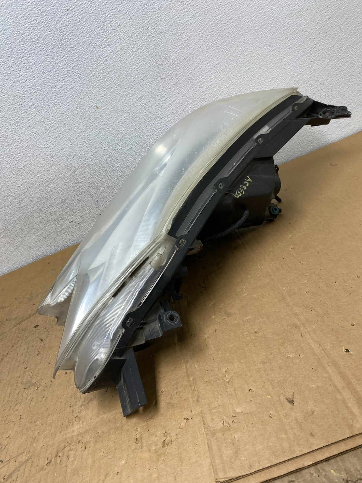2014 2015 2016 Nissan Versa Note Right Passenger RH Side Headlight AC8659 DW7