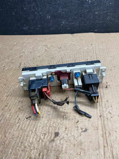 1997 to 2004 Ford F150 F250 Super Duty Heater A/C Climate Control af1618 DG3