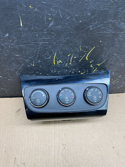 2011-2014 Chrysler 200 Heater AC Climate Switch Temperature Control Z0019 DG0