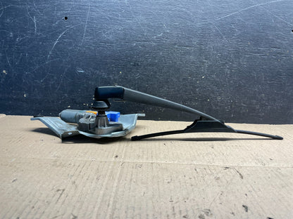 2010 to 2014 Subaru Legacy Outback Rear Windshield Wiper Motor V1883 DG3