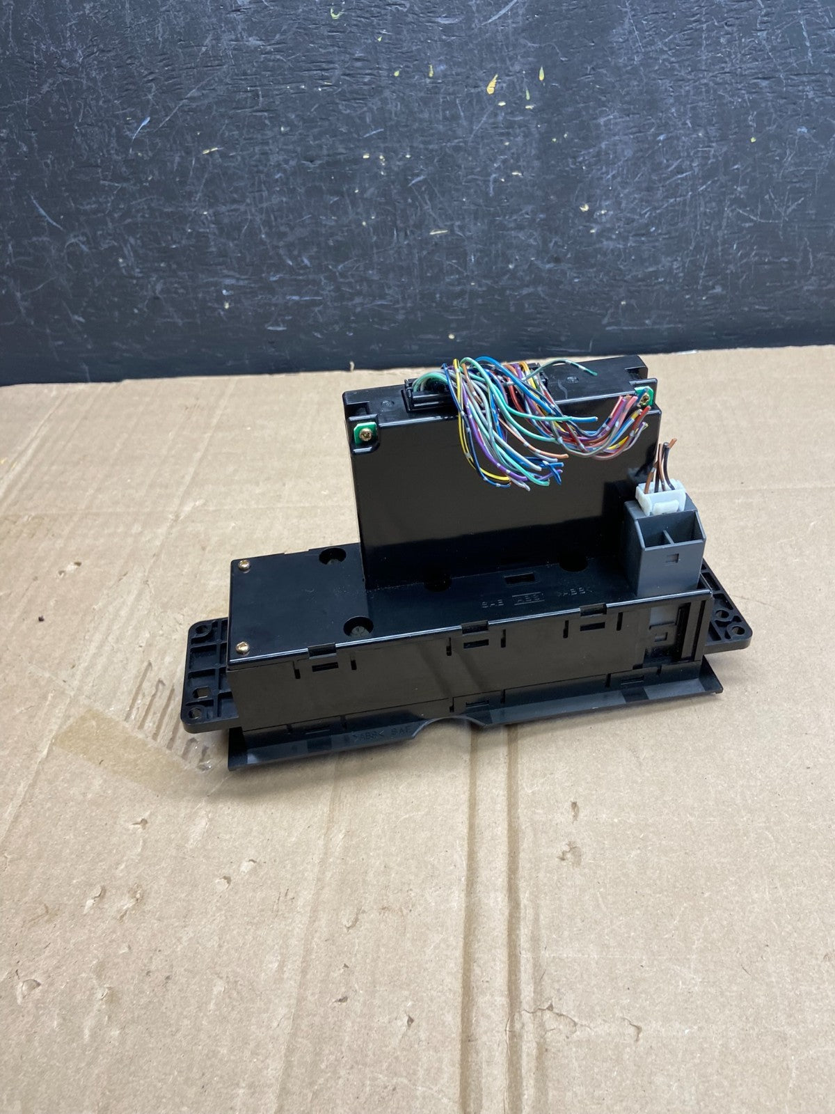2000 to 2001 Isuzu Trooper Hvac Climate Control Heater A/C ad7110 DG5