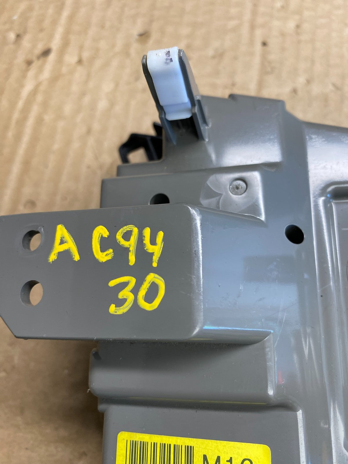 2017 to 2018 Hyundai Santa Fe Automatic Climate AC Heater Control ac9430 DG5