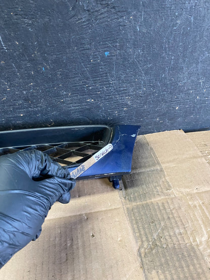 1996 Subaru Impreza Front Upper Grille Grill Q05144