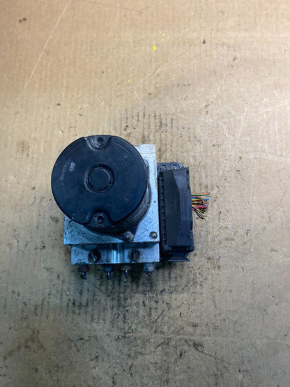 2007 to 2010 BMW X5 E70 ABS Anti-Lock Brake Pump 3451 66780126-06 OEM z2421 DG5