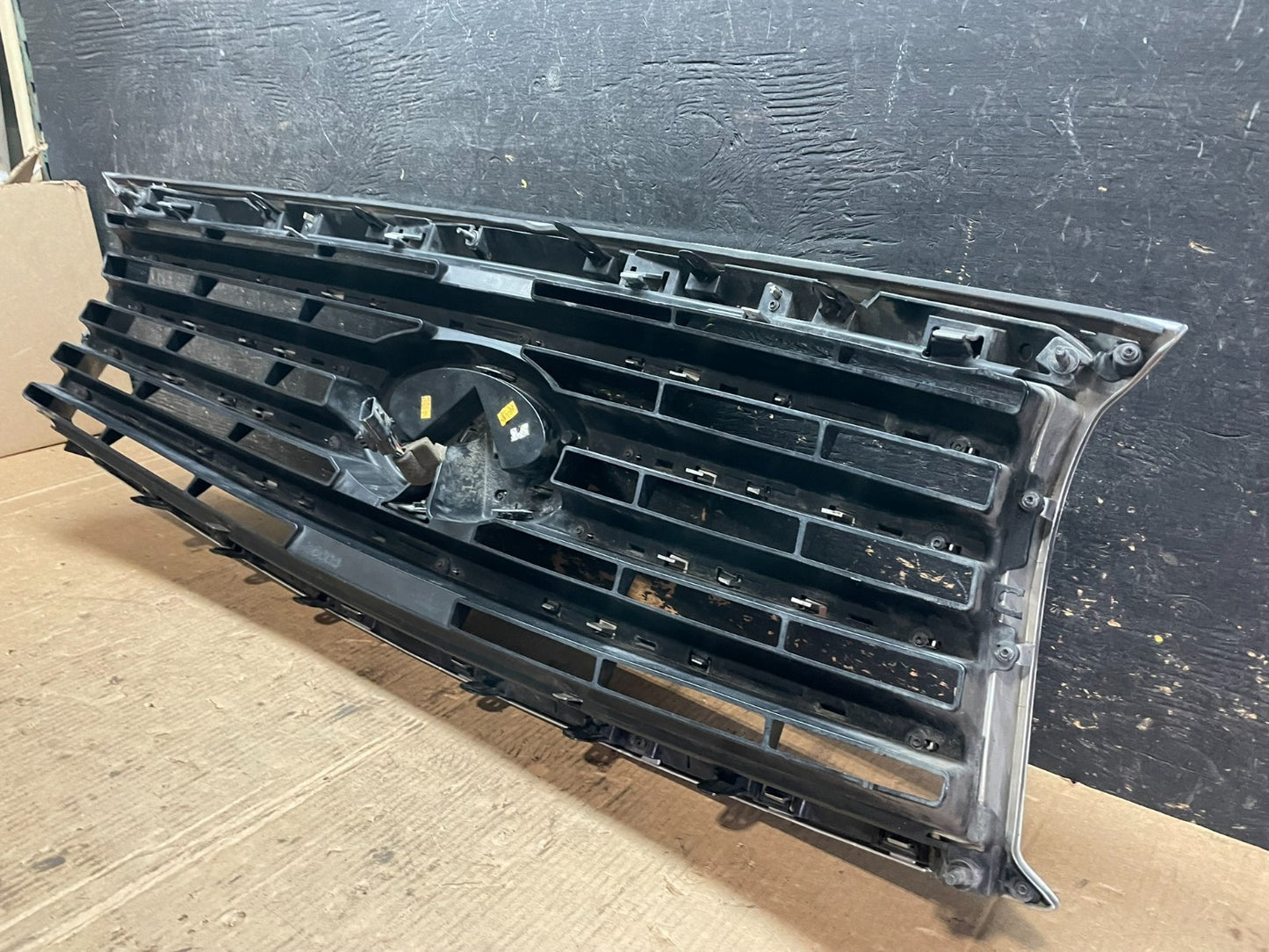 2013 2014 2015 Infiniti QX60 JX35 Oem Front Upper Camera Grill Grille Z6054 DG12