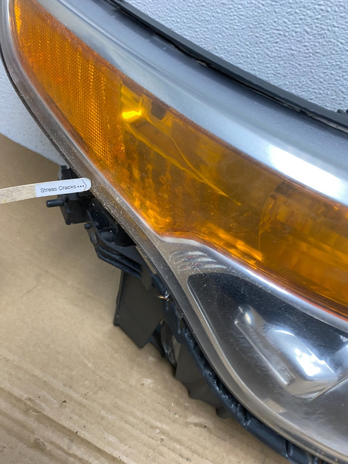 2011 to 2015 Ford Explorer Right Passenger Halogen Headlight AD3824 DW3