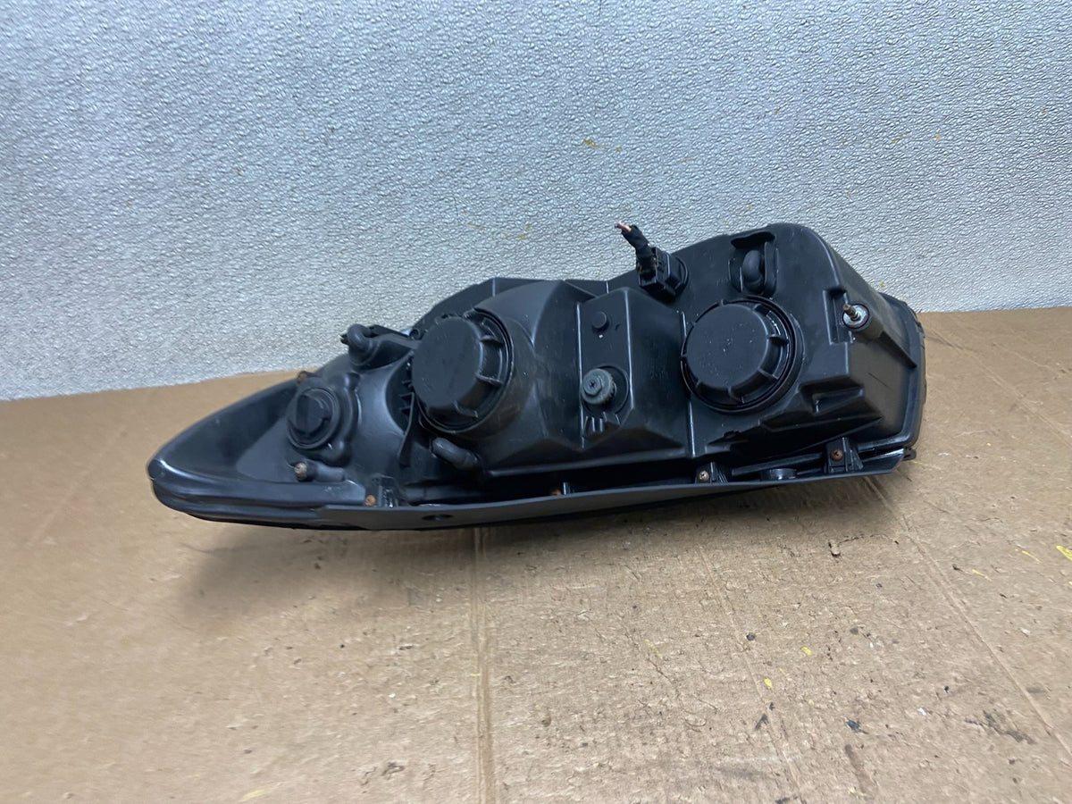 2007 2008 2009 Hyundai Santa Fe Right Passenger Halogen Headlight AA3763 DW5
