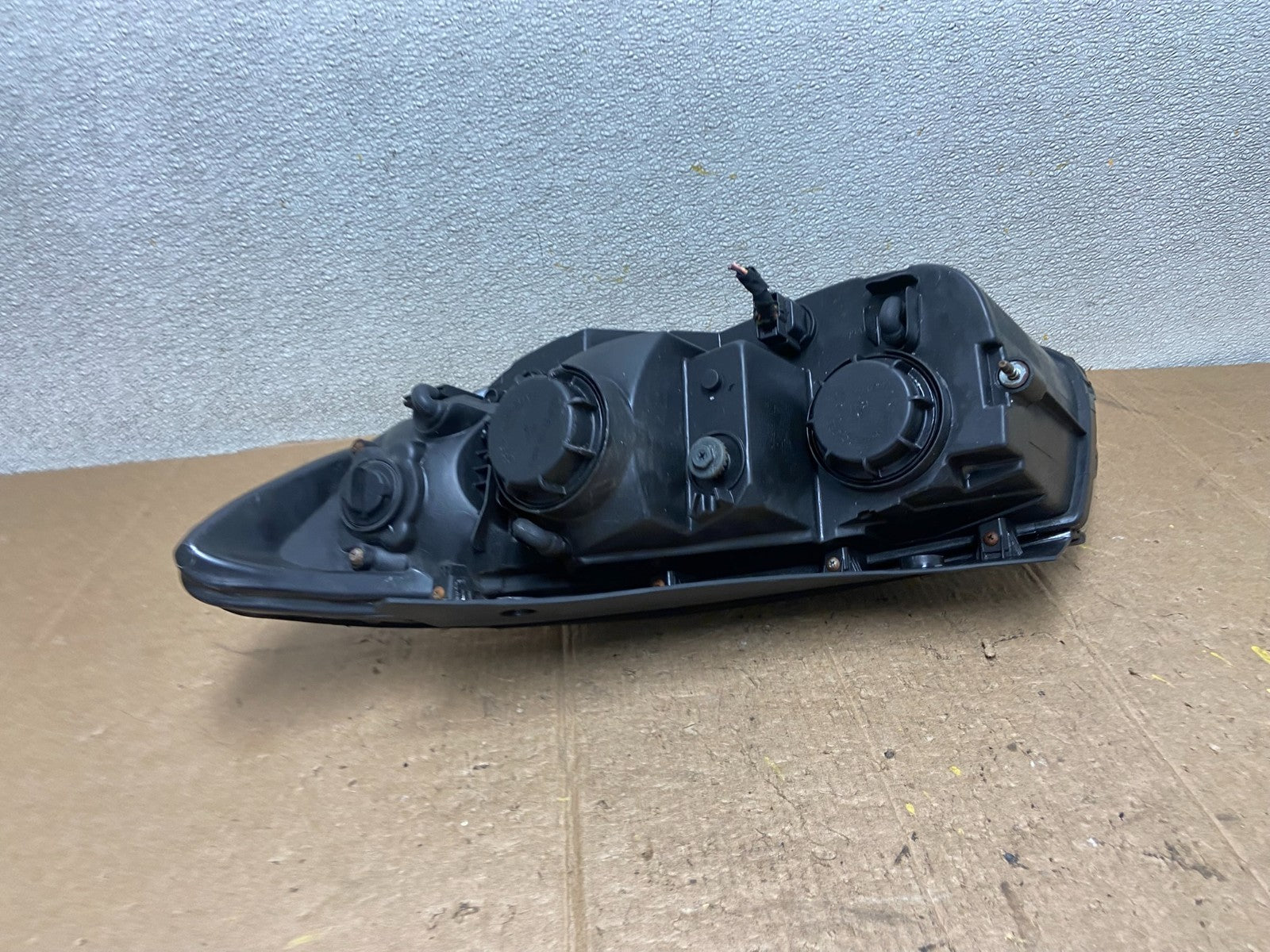 2007 2008 2009 Hyundai Santa Fe Right Passenger Halogen Headlight AA3763 DW5