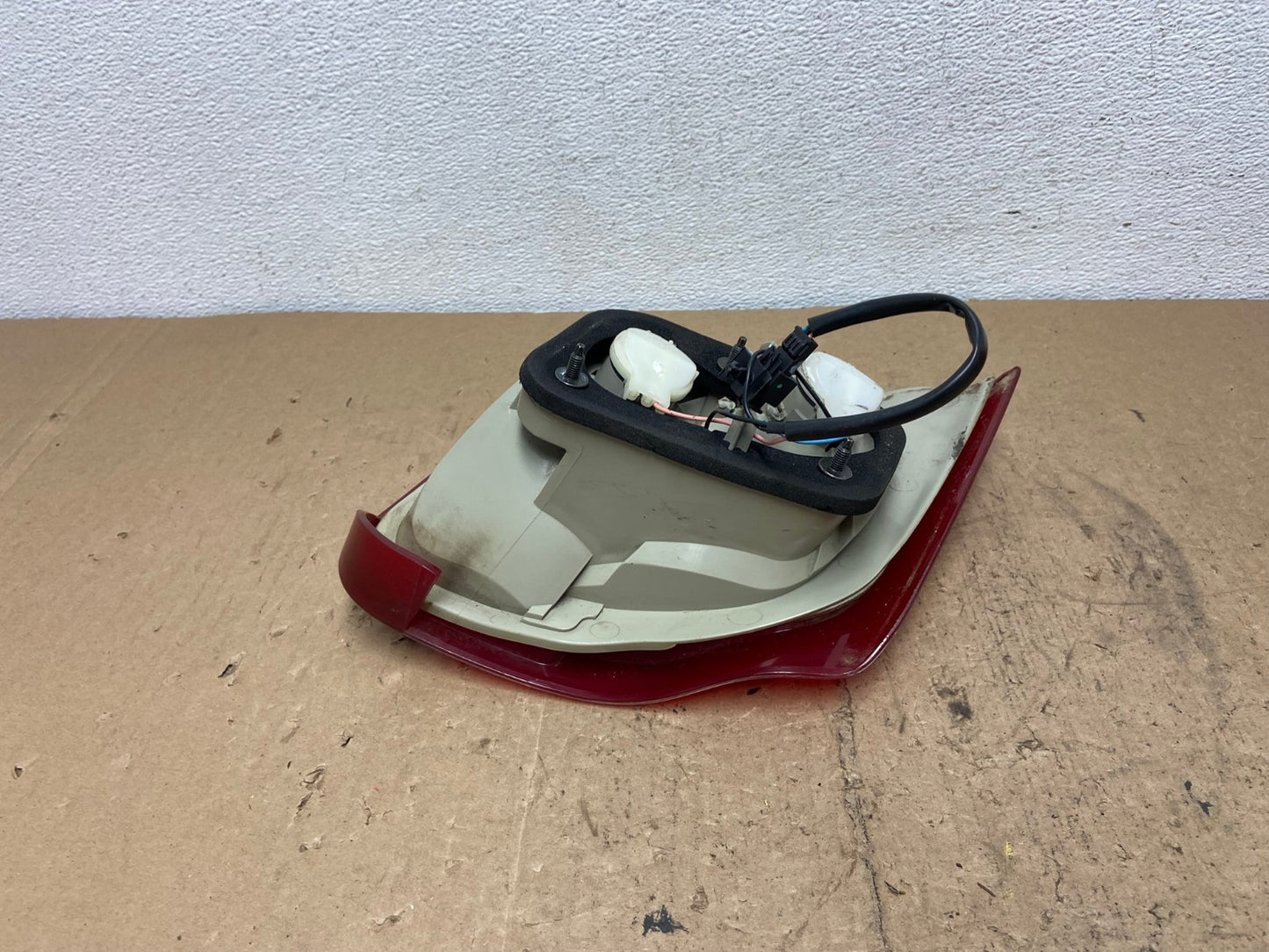 2004 to 2007 Saab 9-3 Convertible Right Passenger Inner Tail Light AC7330 LK4