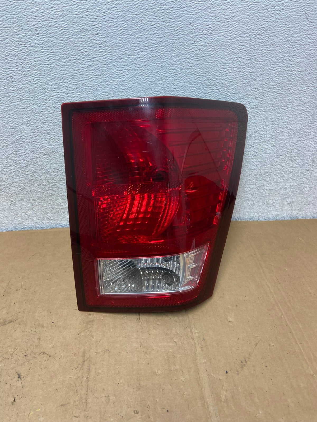 2007 to 2010 Jeep Grand Cherokee Right Passenger Tail Light AC8627 LK0