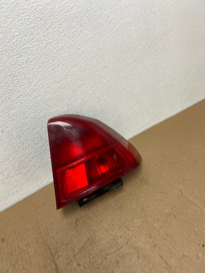 2001 2002 Honda Civic Sedan Right Passenger Rh Side Tail Light AC7283 LK2