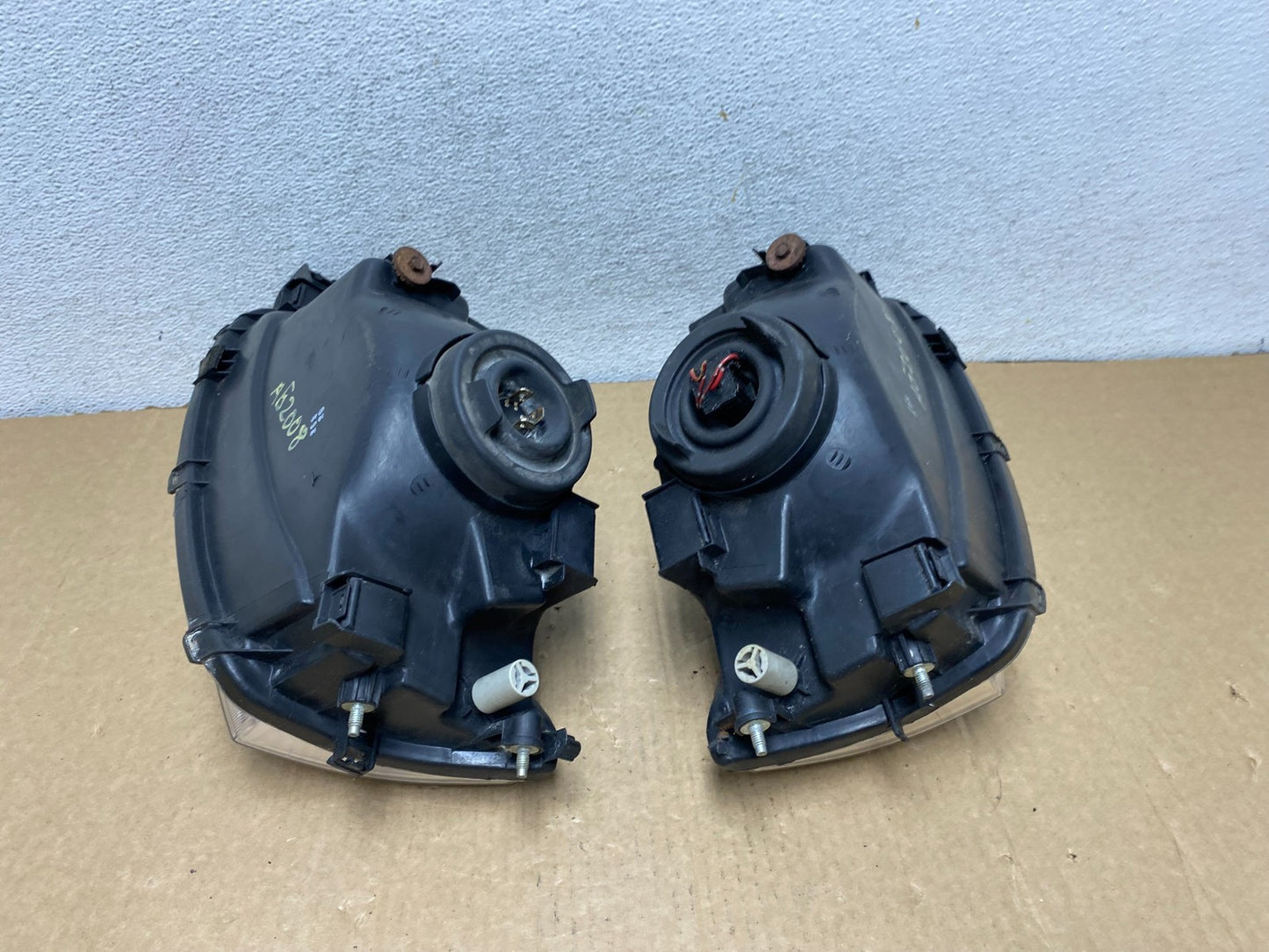 1999-2001 Toyota Solara Left+Right Halogen Headlights AG2008 DW9
