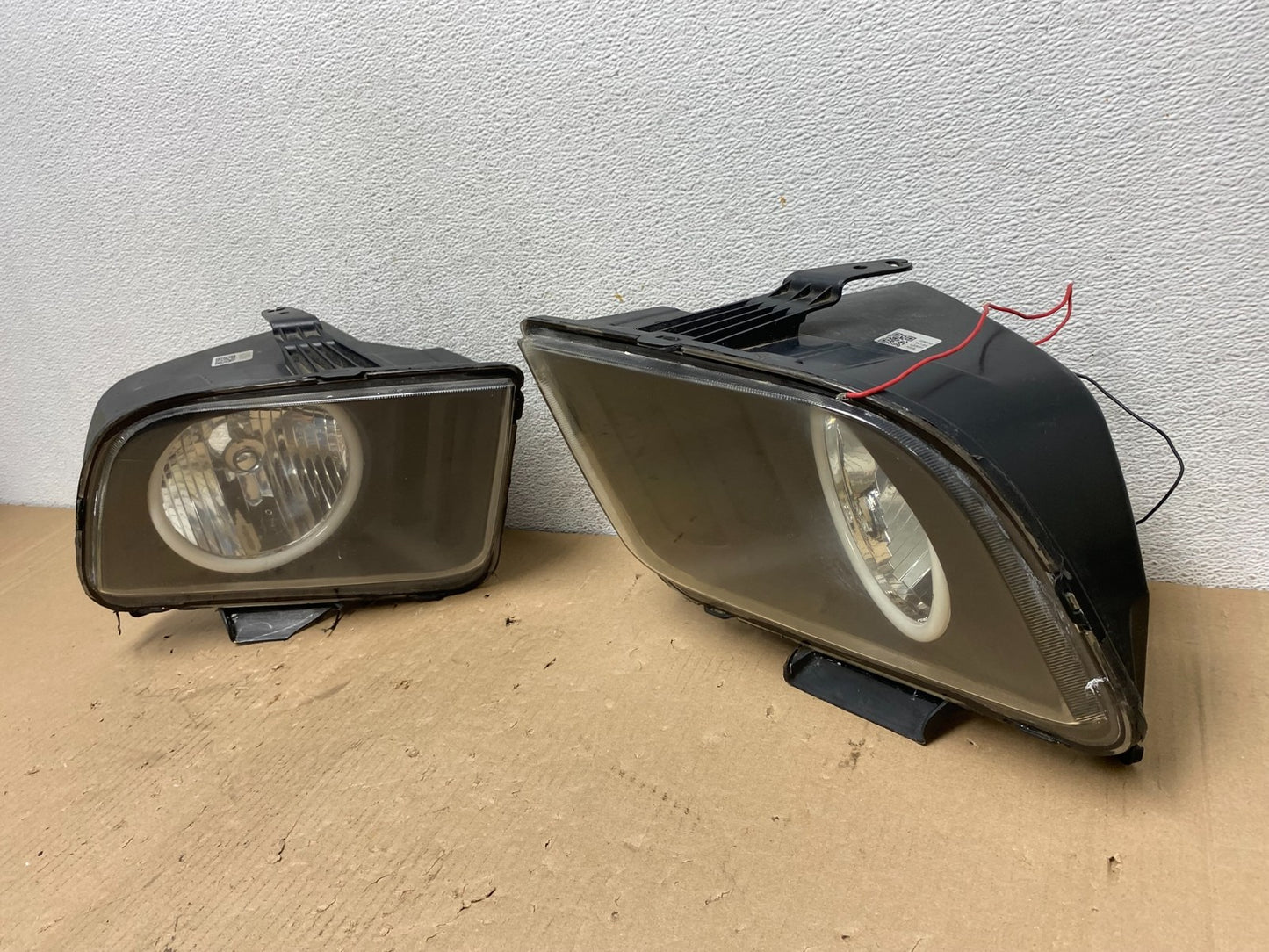2005 to 2009 Ford Mustang Left+Right Set Side Black LED Headlights AF3198 DG1
