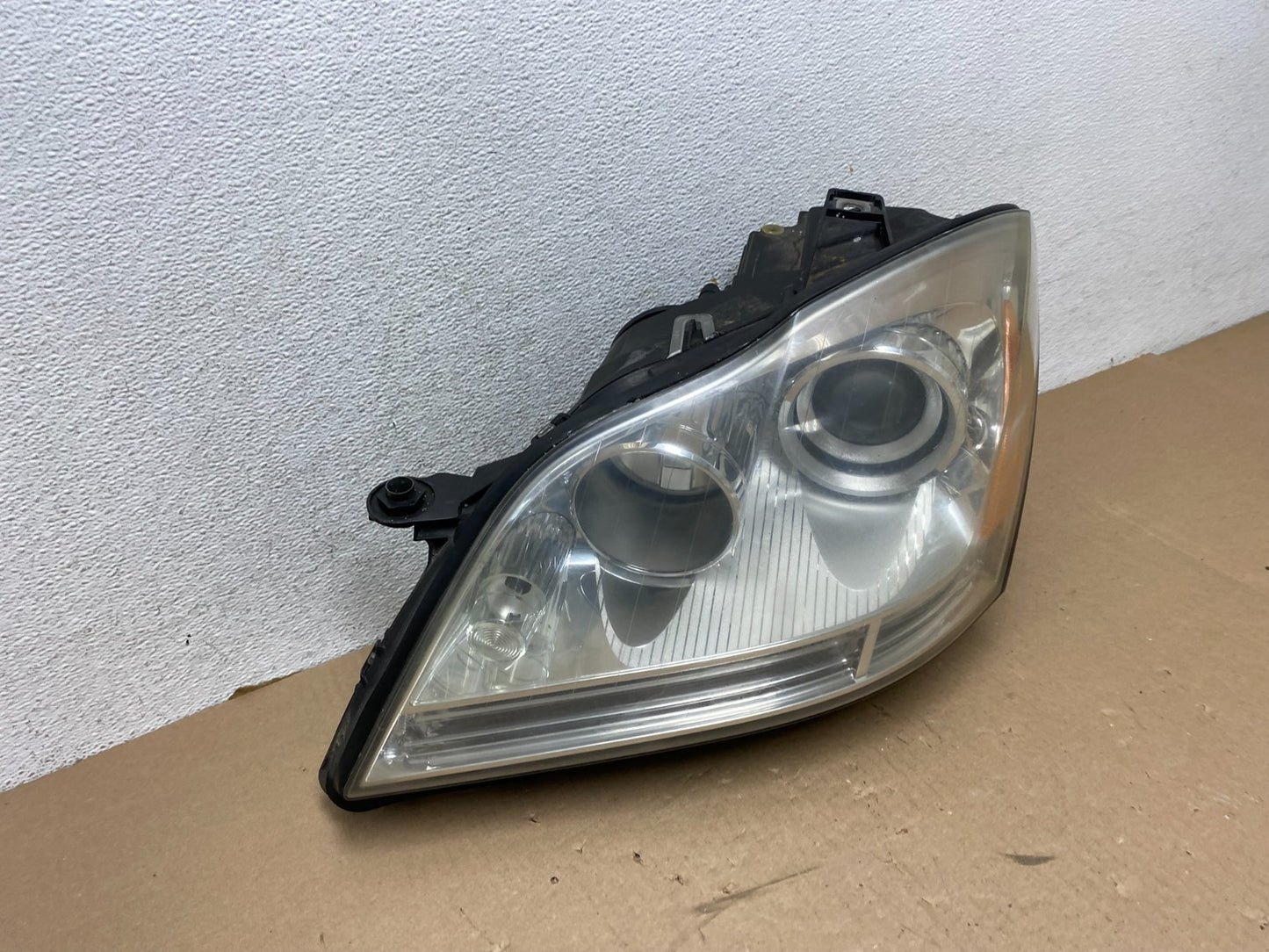 2007 to 2009 Mercedes GL-Class GL450 Headlight Left Driver LH AG3361 DW2
