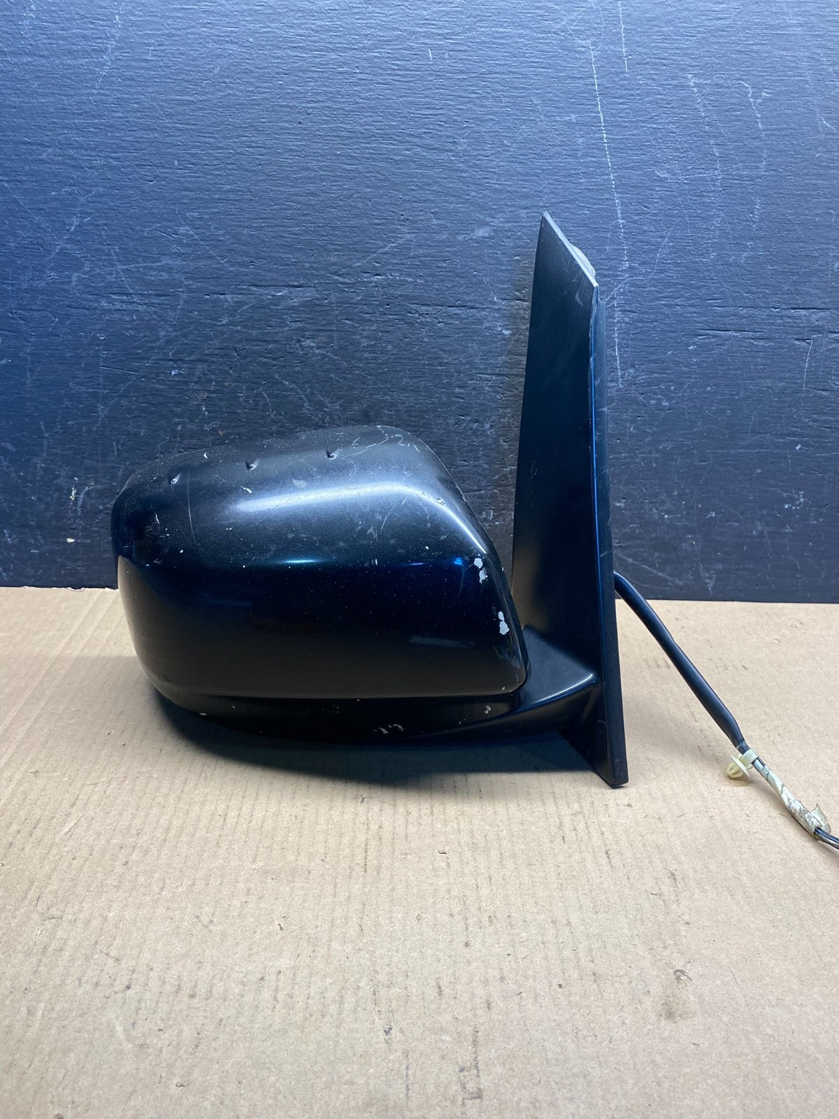 2011 to 2013 Honda Odyssey Right Passenger Door Mirrorr AE6313 DW0