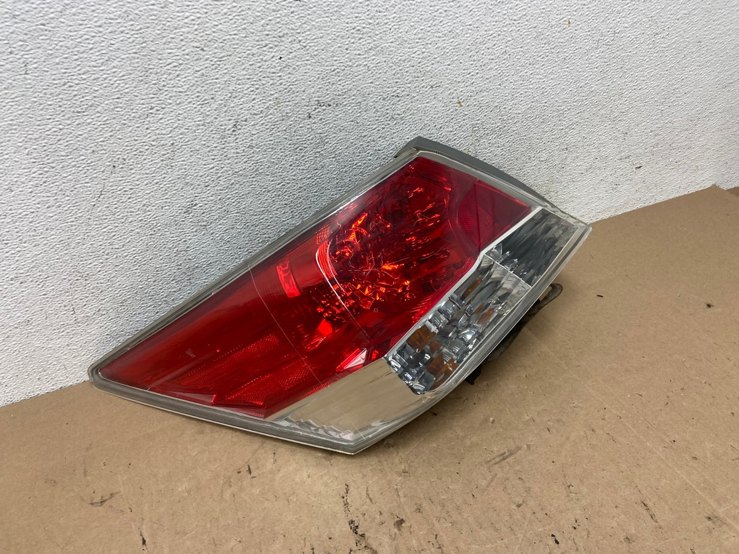 2008 to 2012 Honda Accord Sedan Tail light Left Driver LH Side AE6091 LK2