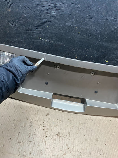 2004-2009 Cadillac SRX Trunk Panel Lid Backup License Plate X8125 DG3