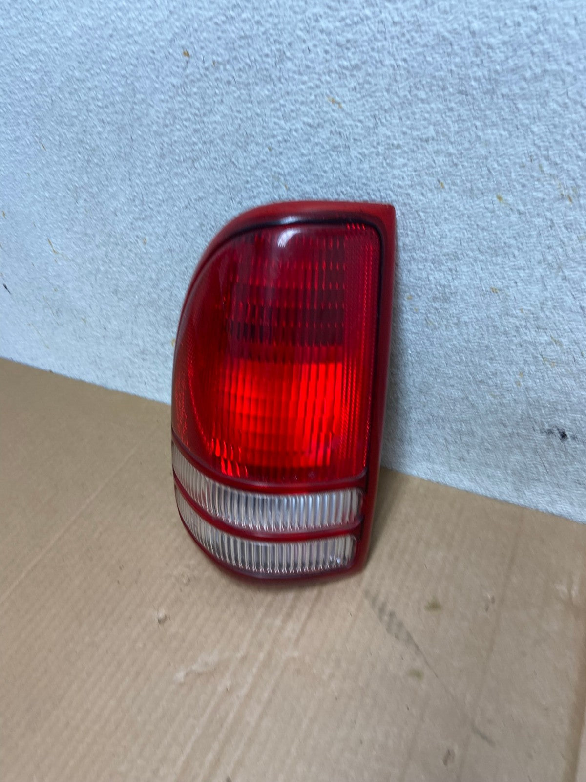 1997 - 2004 Dodge Dakota Left Driver Side Tail Light AI5702 LK1