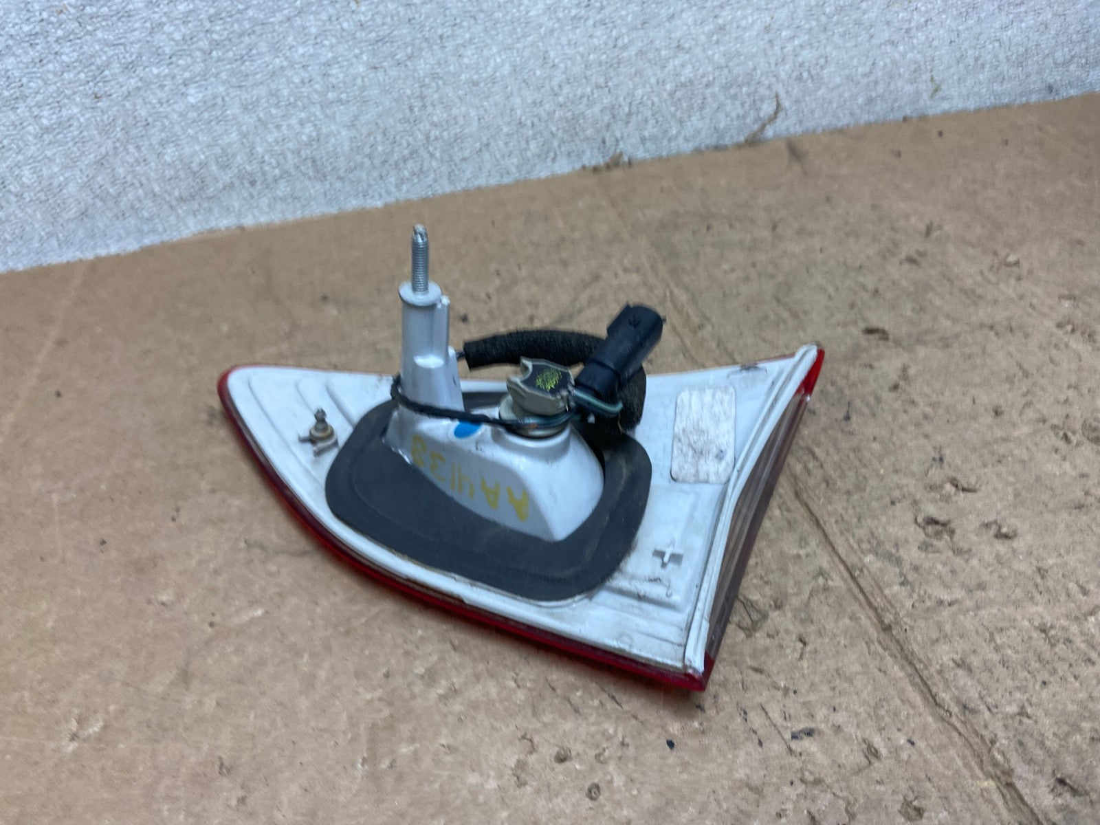 2013 to 2016 Ford Escape Left Driver LH Side Inner Tail Light OEM AA4138 DW5