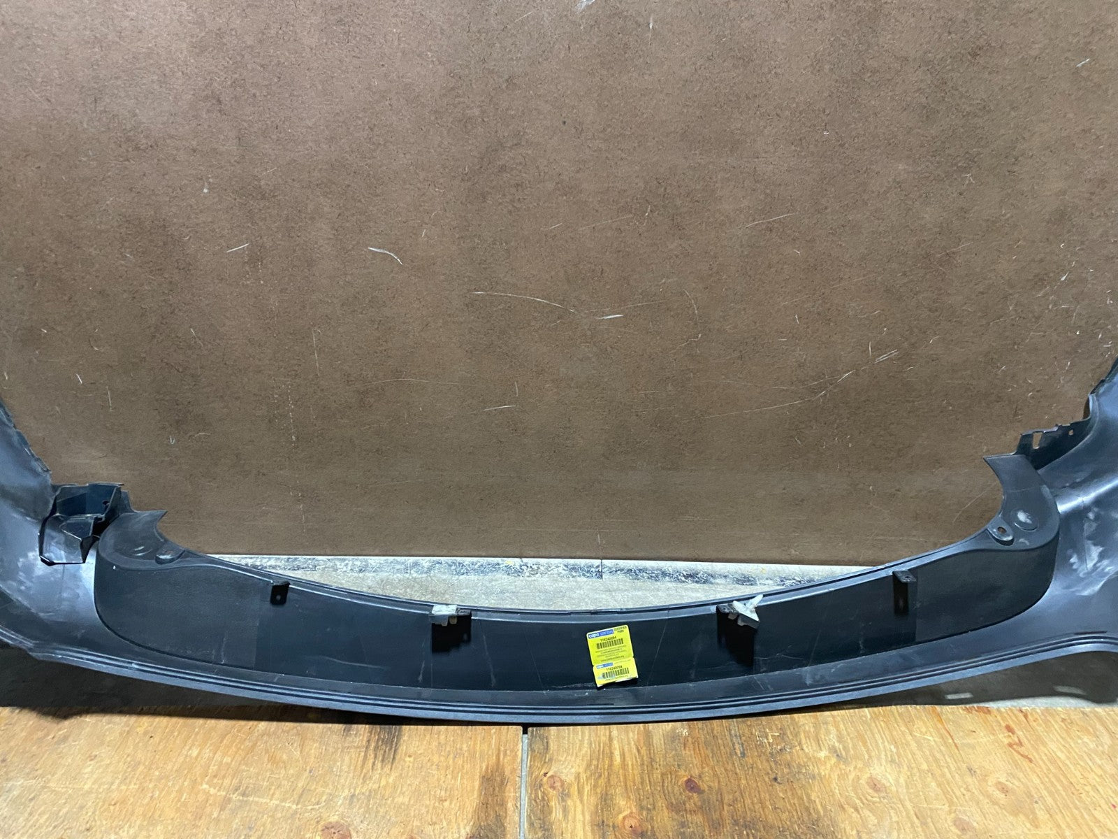 2011 to 2015 Ford Explorer Rear Upper Bumper Cover V7077 PS7