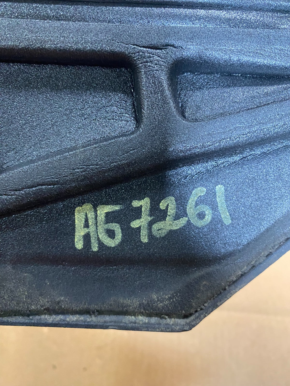Velvac 715913 2020XG Left Deluxe Manual Mirror Assembly for 96" AG726111