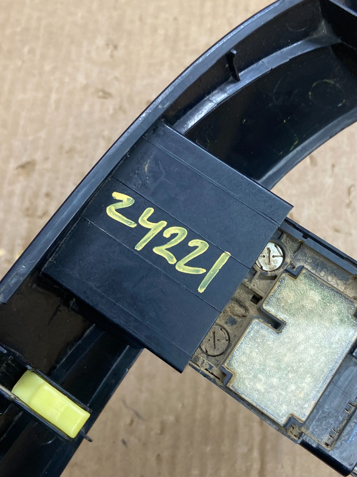 2004 to 2010 Toyota Sienna Right Side Radio Switches Bezel Trim OEM z4221 DG6