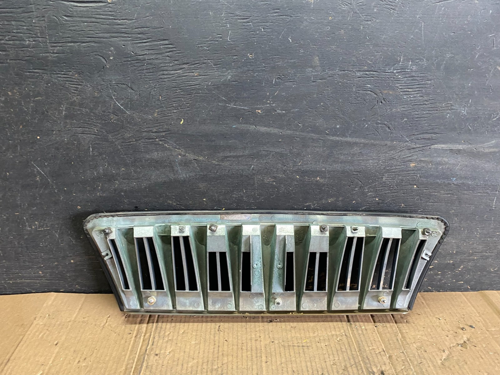 2001 Kia Optima Front Grill Grille 86350-3c200 S6127 PS4