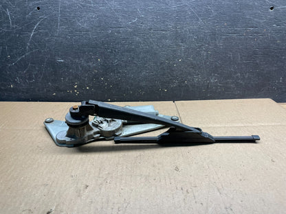 2003 to 2011 Honda Element Rear Windshield Washer Wiper Motor v9074 DG3