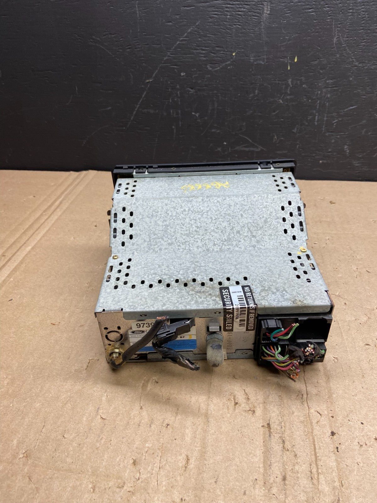 1999-2002 Lincoln Continental Factory Cassette Player Radio OEM ab8886 DG3