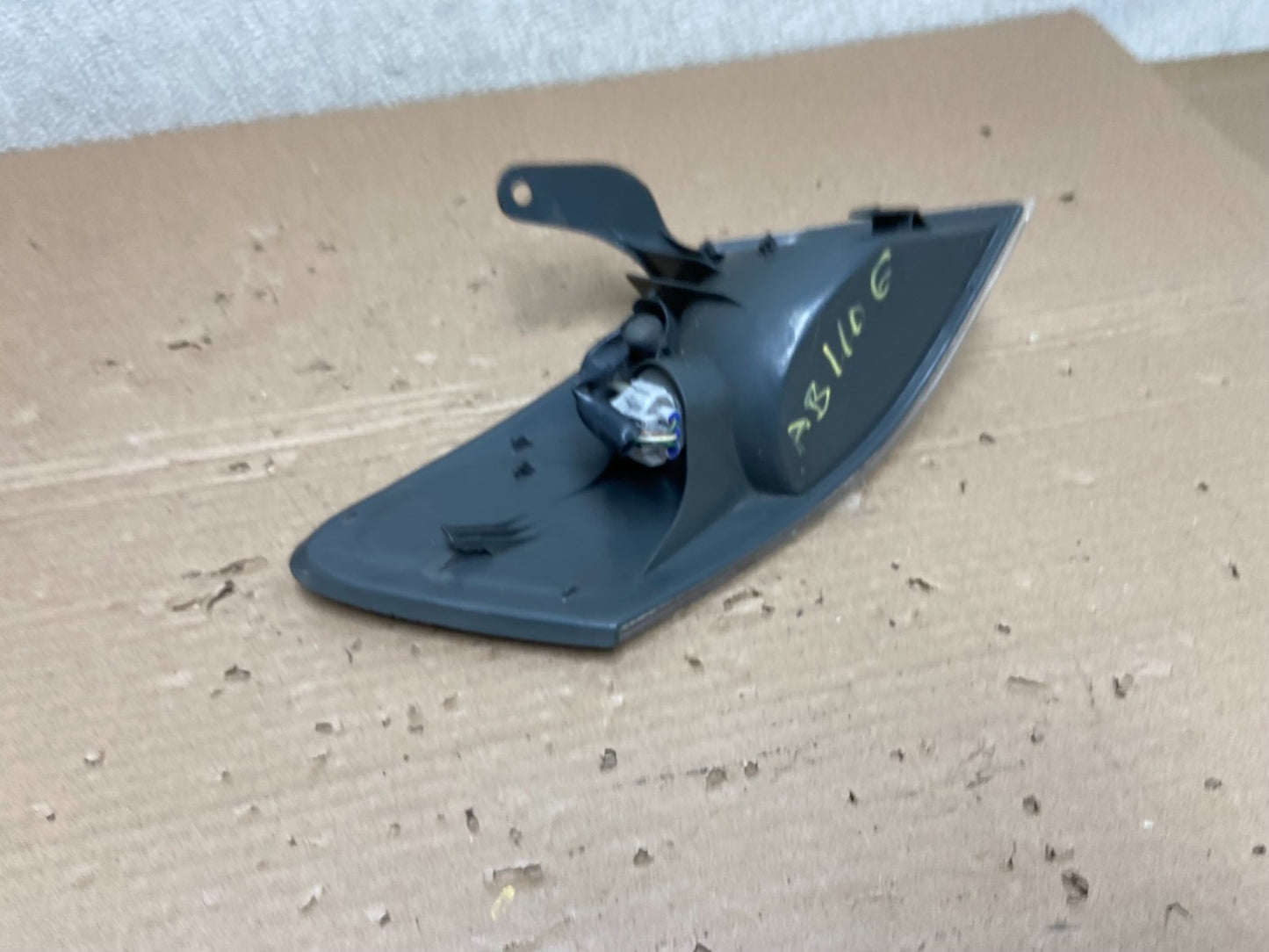1997 1998 1999 Toyota Camry Left Driver LH Turn Signal AB1106 DW6