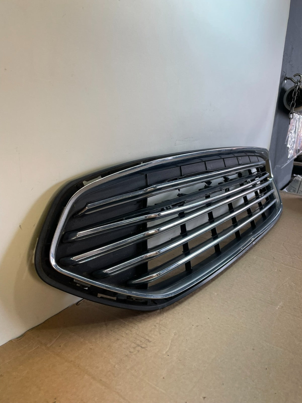2013 to 2016 Ford Fusion Front Upper Grille Chrome Grill Bumper AG9790 DG2