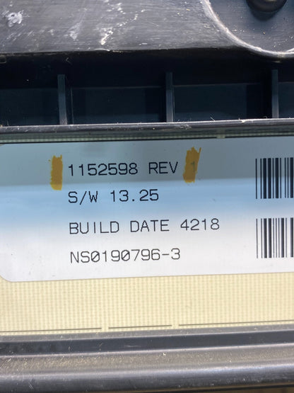 2004 to 2012 Chevrolet Colorado Instrument Cluster Speedometer AD1634 DG5
