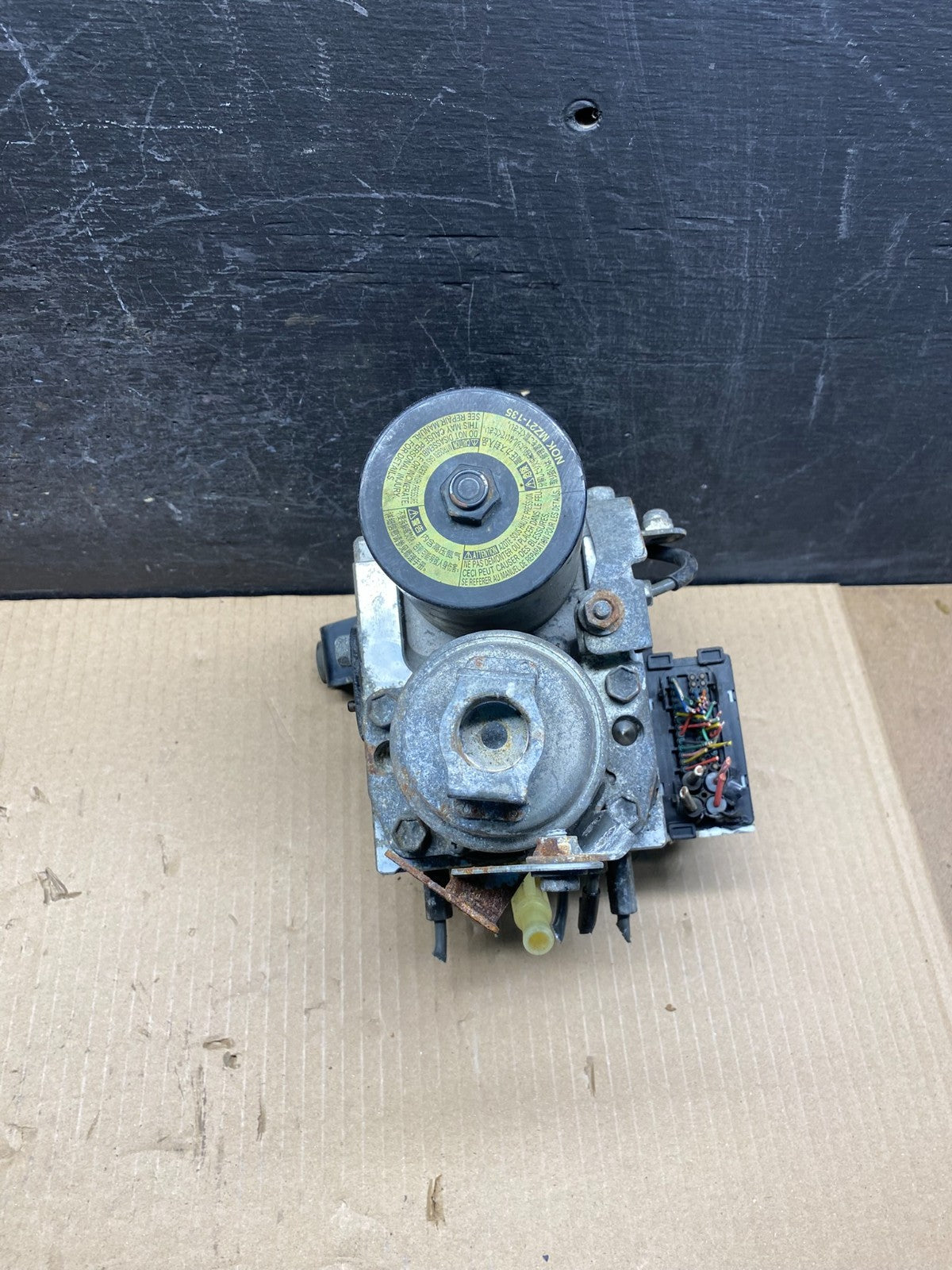2004 - 2009 Toyota Prius ABS Brake Pump Anti Lock Module AH7375 DG5