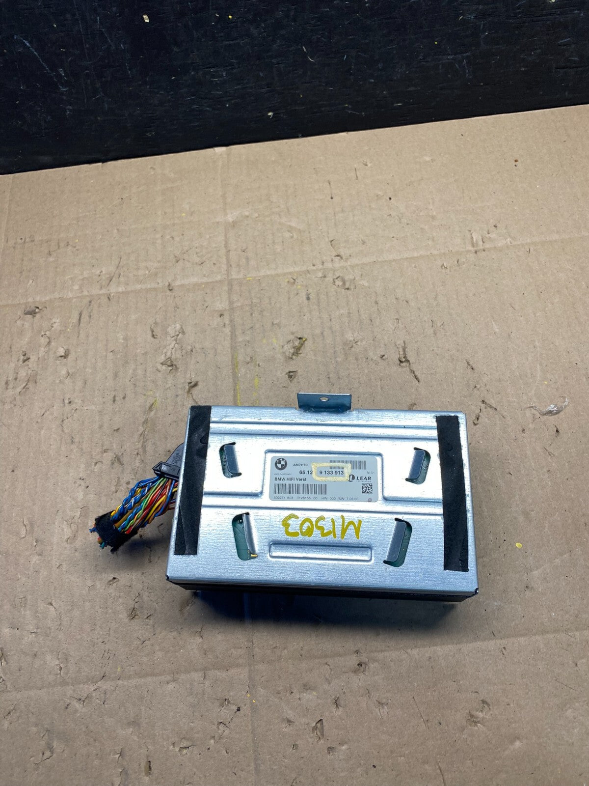 2007-2010 BMW X5 Top HiFi Lear Radio Audio Amplifier Amp M1303 DG5