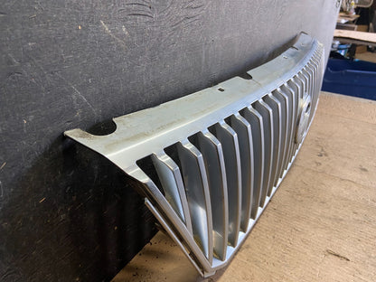 2004 to 2007 Ford Freestar Front Grill Grille 3F23-17K945 OEM Q5943 DG2