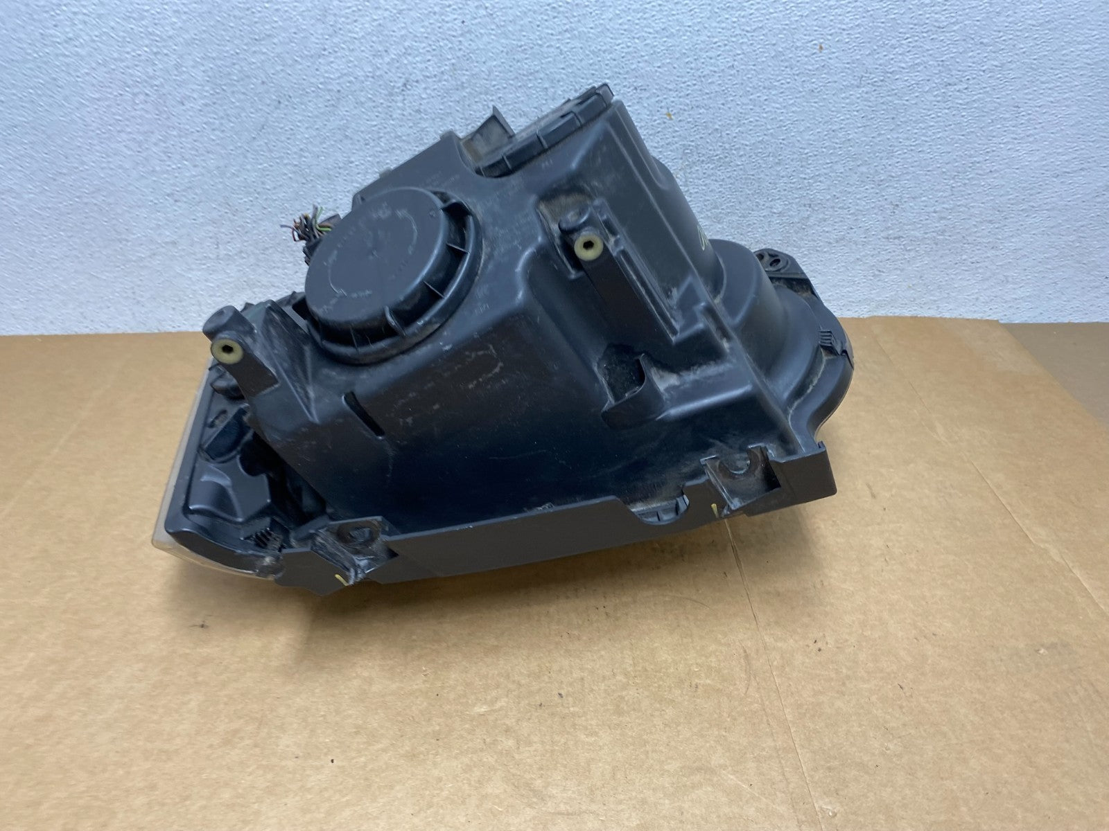2006-2009 Land Rover Range Rover Right Passenger Xenon AFS Headlight AE2940 DW6