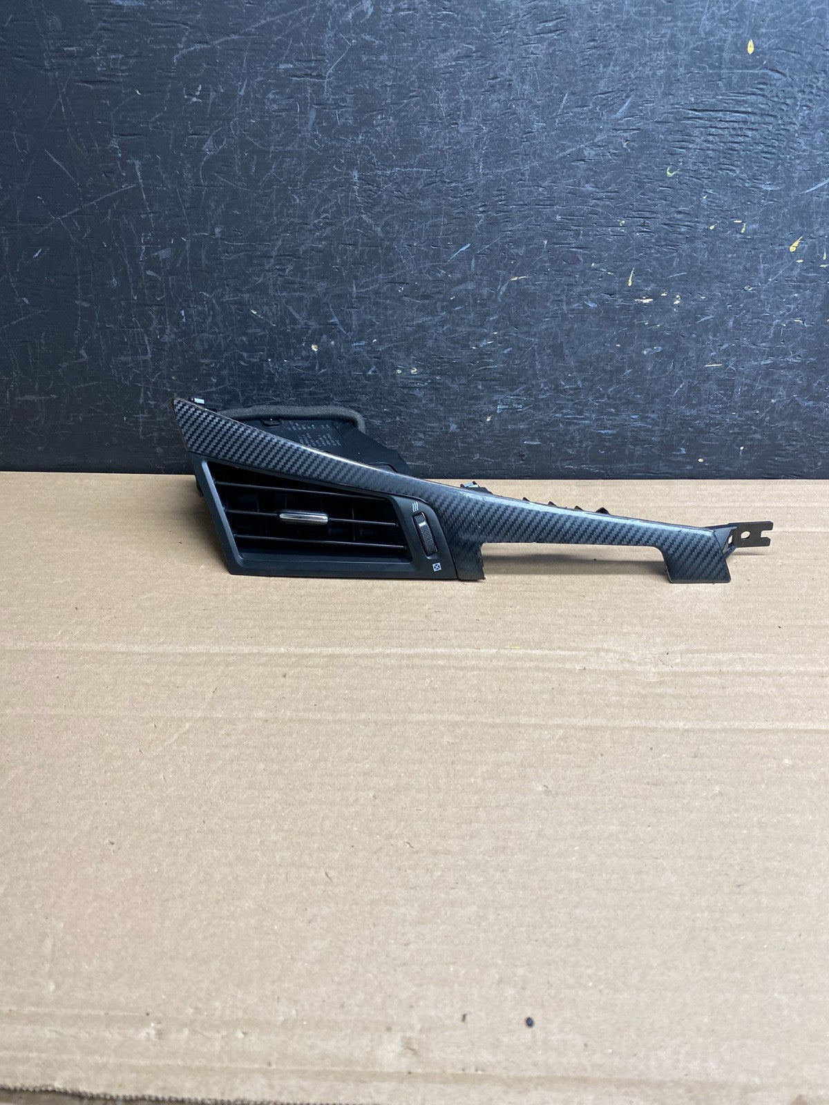 2014-2018 Infiniti Q50 Right Passenger Center Dash Air AC A/C Vent AG0019 DG0