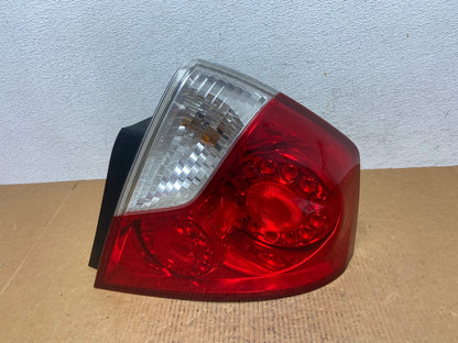 2006 2007 Infiniti M35 M35X M45 Right Passenger Side Tail Light AE0471 LK0