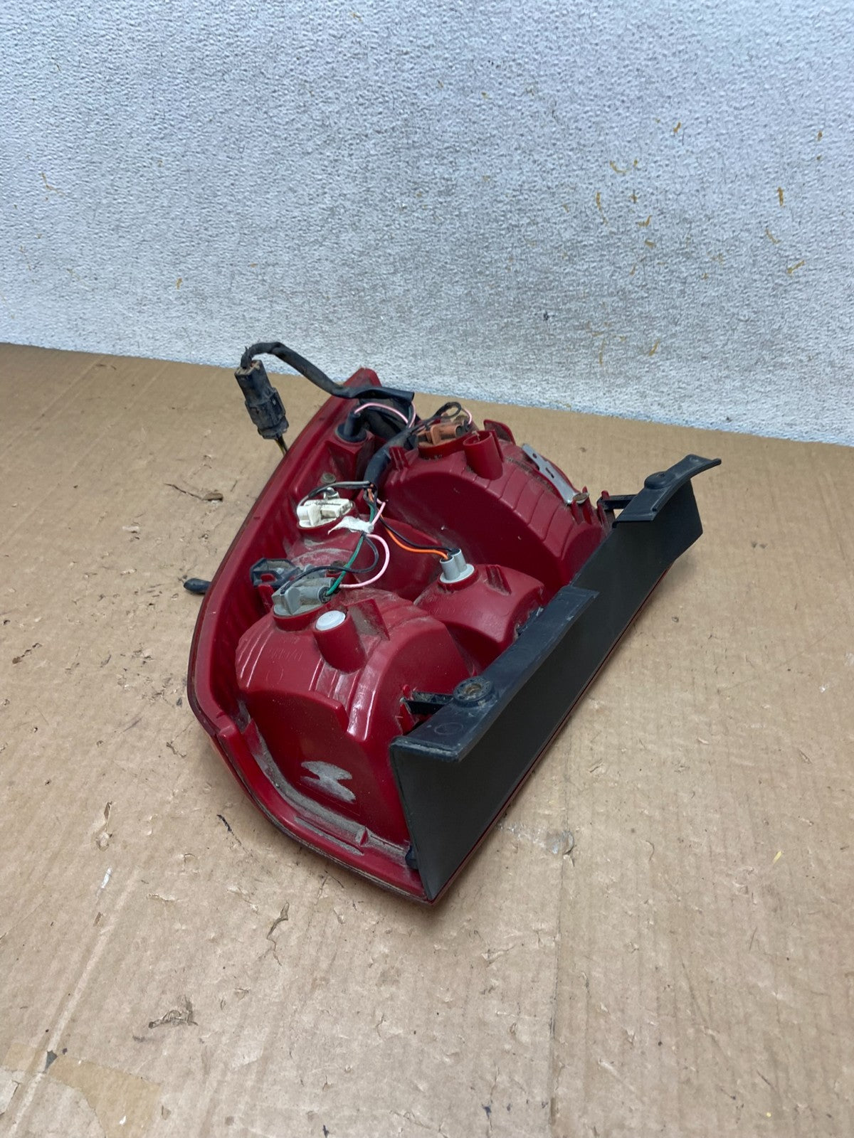 2009 to 2010 Kia Sportage Left Driver Side LH Side Tail Light AI9171 DW7