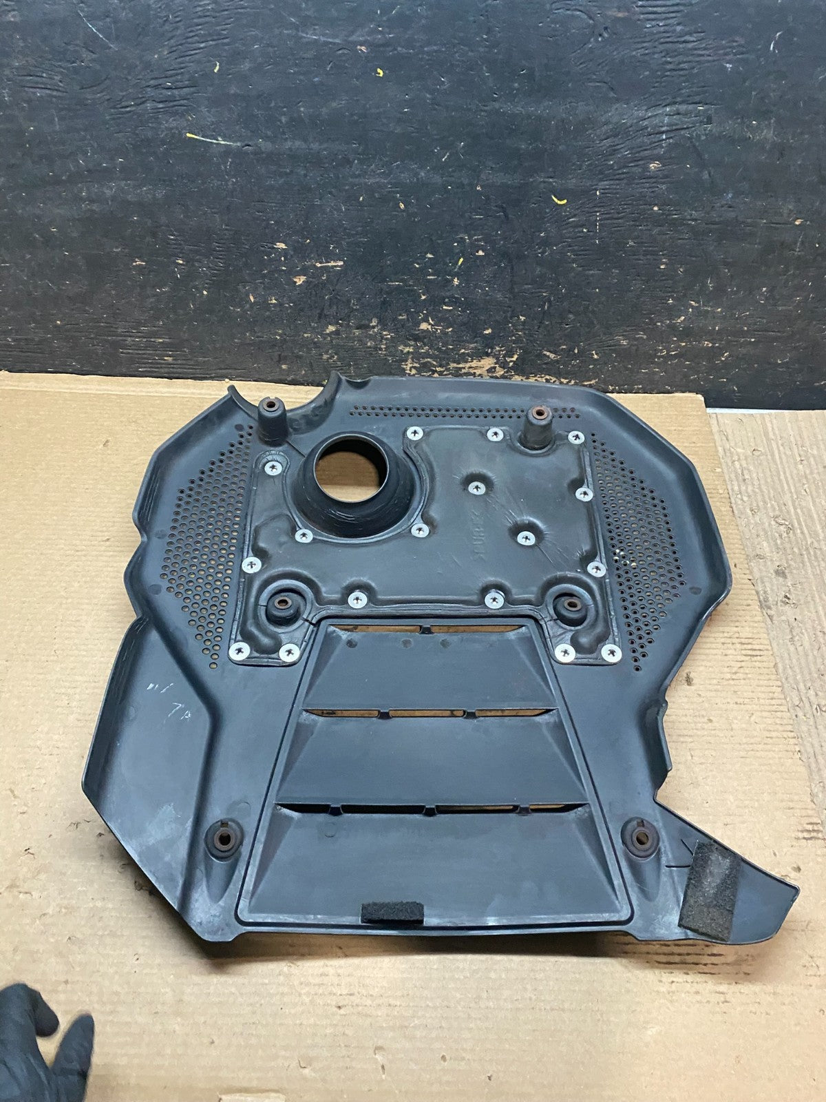 2006 to 2008 Hyundai Sonata V6 Engine Motor Shield Cover V9383 DG4