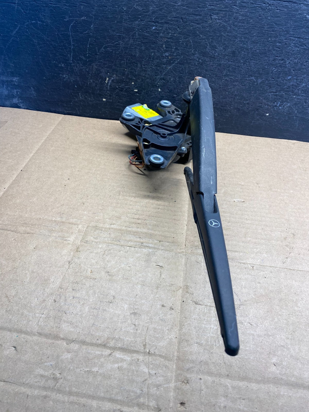 2006-2013 Mercedes GL450 ML500 R550 Rear Glass Windshield Wiper Motor ae8258 DG2