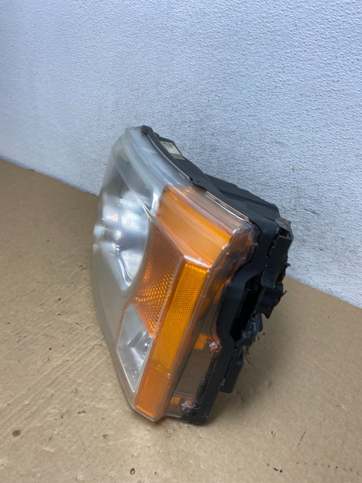 2005 - 2009 Land Rover Lr3 Left Driver LH Side Halogen Headlight AF7369 DW1