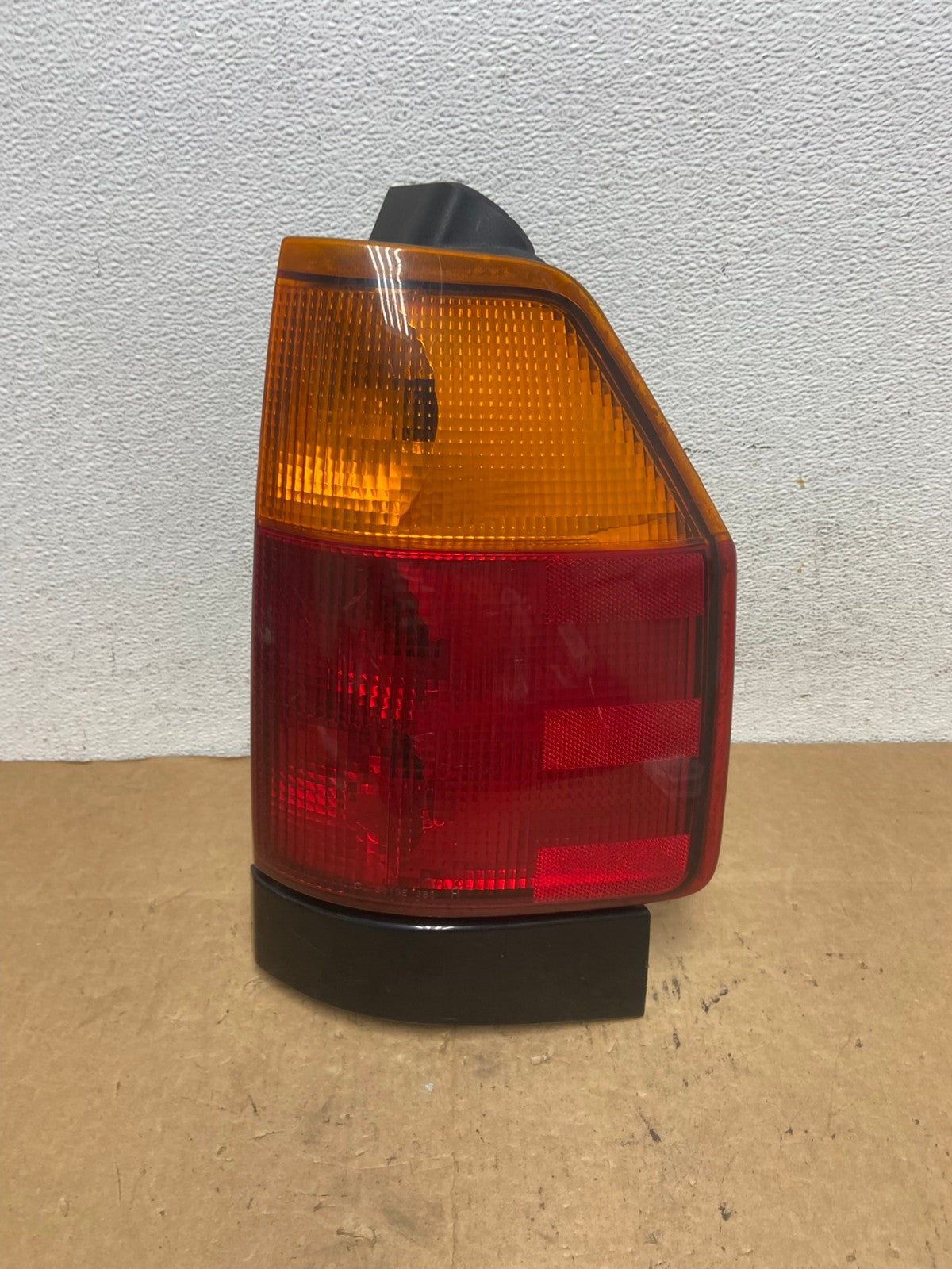 2002-2009 GMC Envoy Right Passenger RH Side Tail Light AD5141 LK0