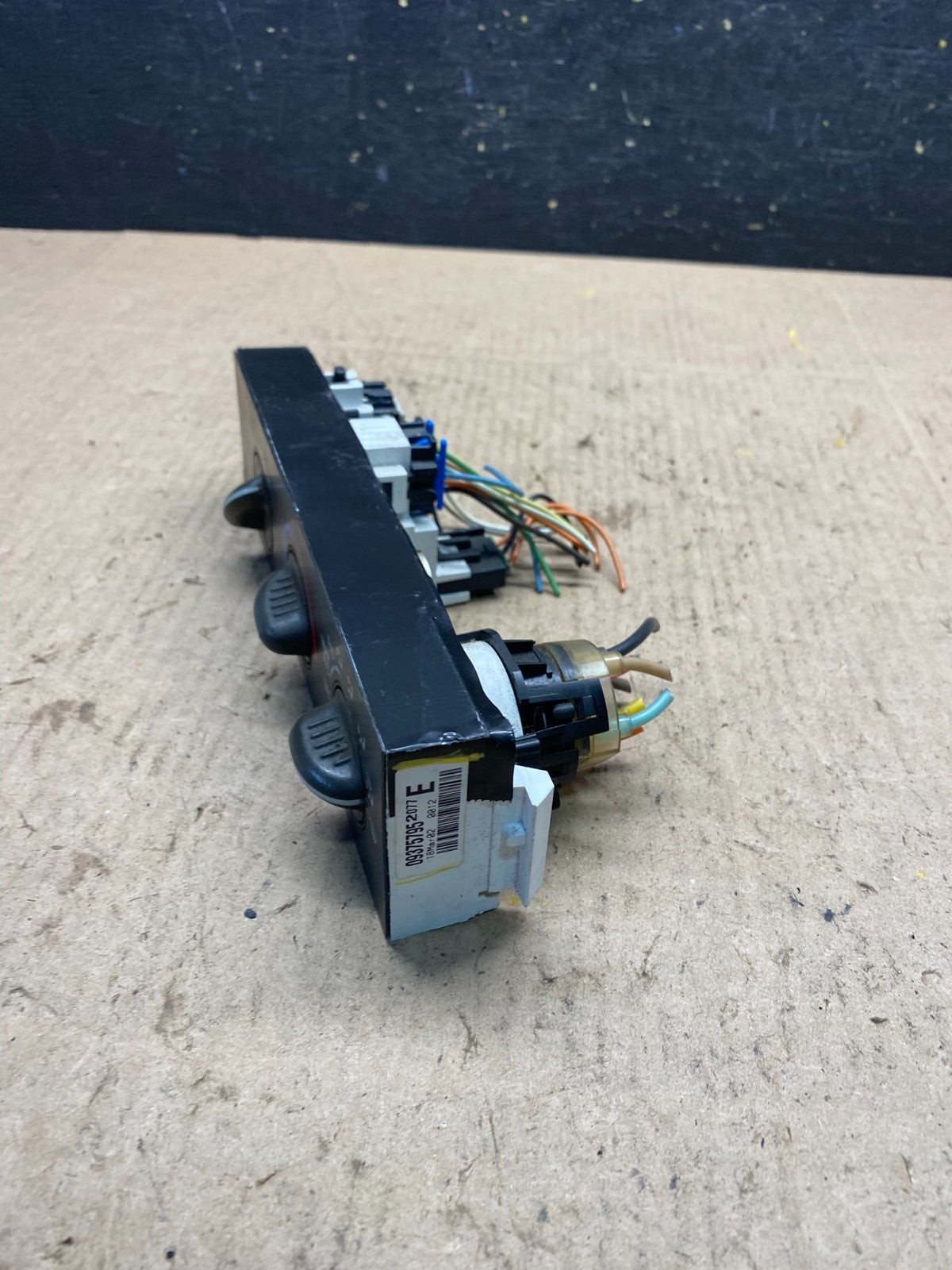 2001 - 2007 GMC Chevrolet Astro Express Climate Control A/C r6489 DG2