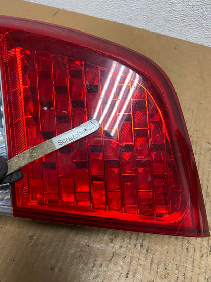 2011 2012 2013 Kia Sorento Right Passenger Inner Tail Light AE0335 LK3