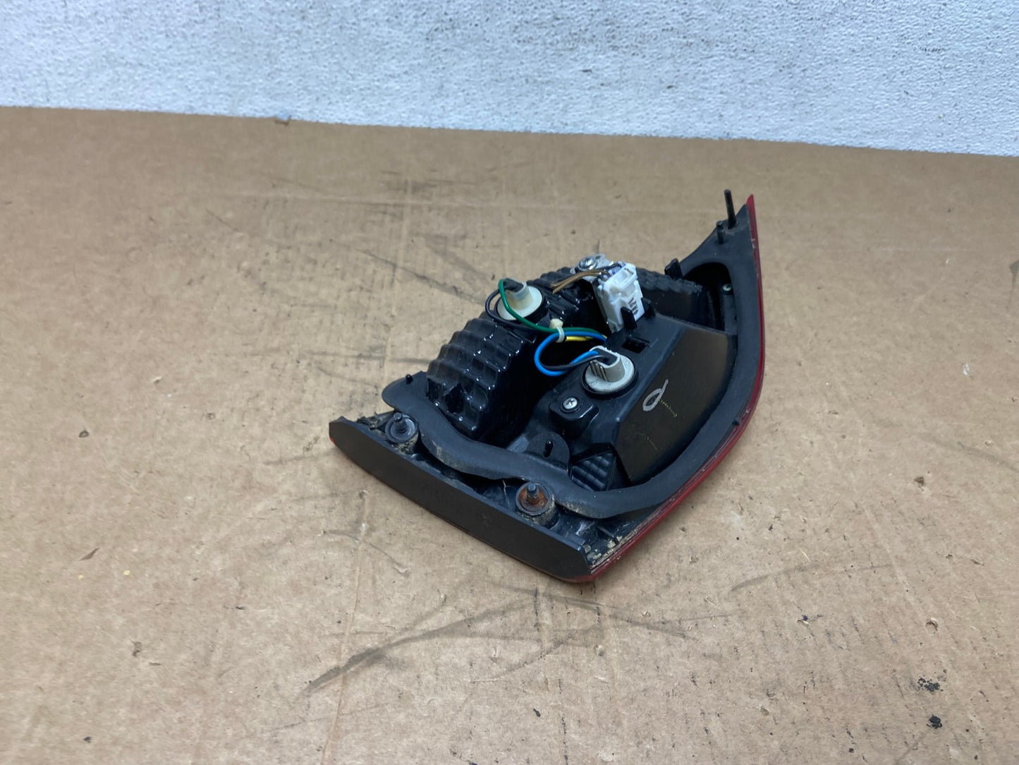 2014 2015 2016 Hyundai Elantra Sedan Right Passenger Inner Tail Light AD6283 LK5